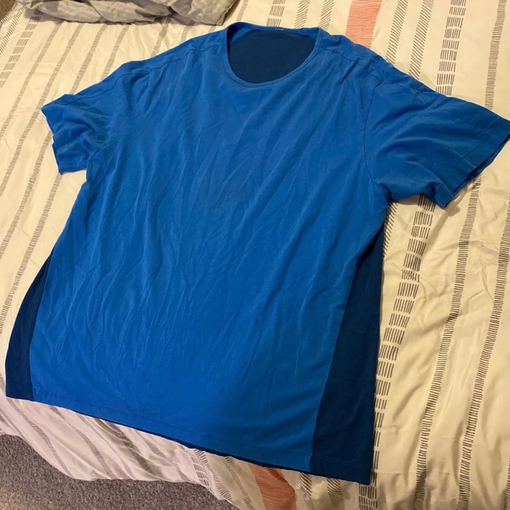 Lulu lemon shirt